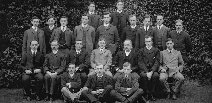 Emmanuel College Natural Science Club, 1905